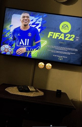 FIFA 22 Ultimate photo review