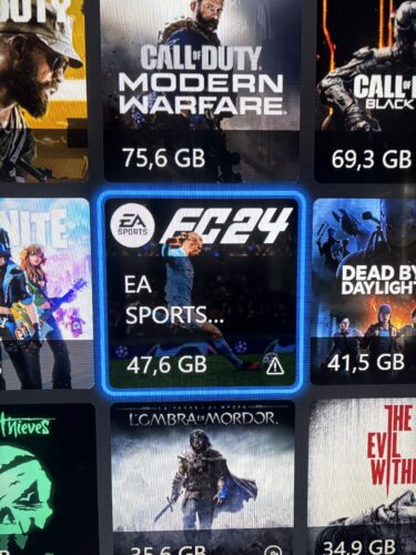 Click to view full screen EA SPORTS FC 24 CROSS GEN photo review